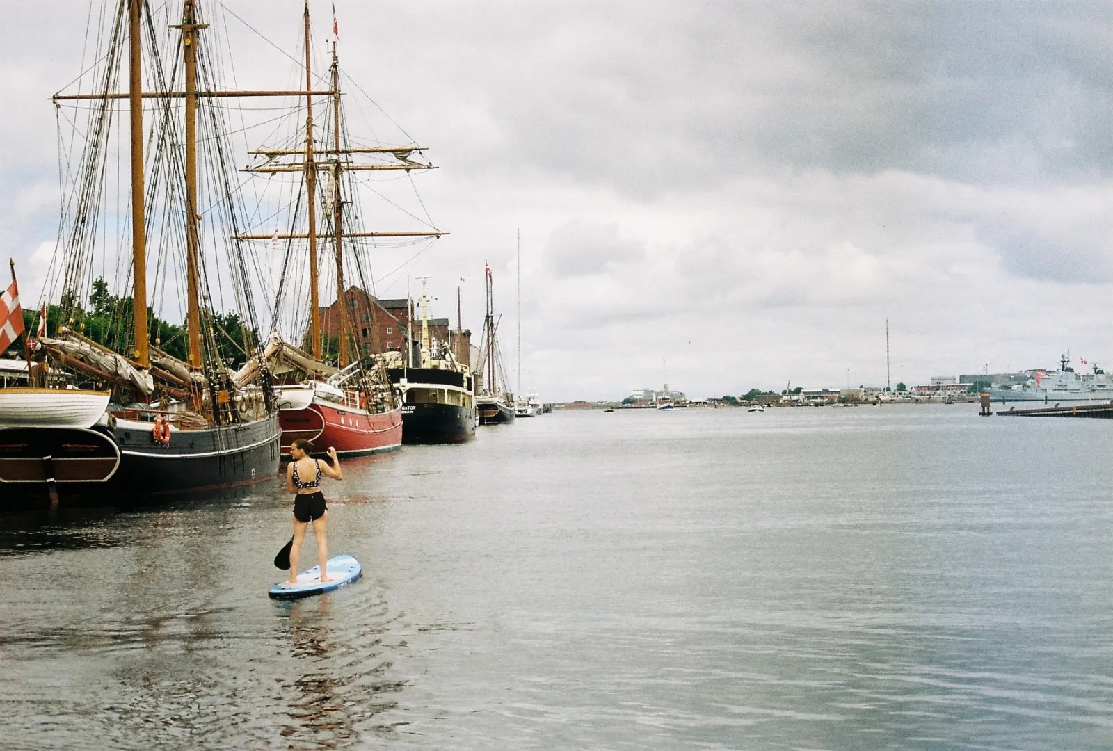 #filmisnotdead no.16 — kare 9